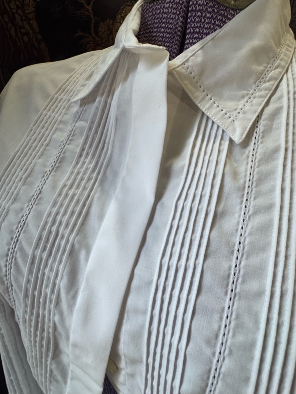 Vintage Orvis White Pleated Front Dress Shirt womens
